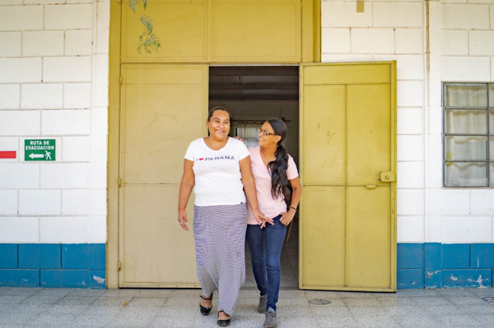 Akmar Pasajı Kitapçıları: İngilizce Kitap Dünyası